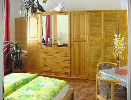 Apartment 1, Schlafzimmer 2